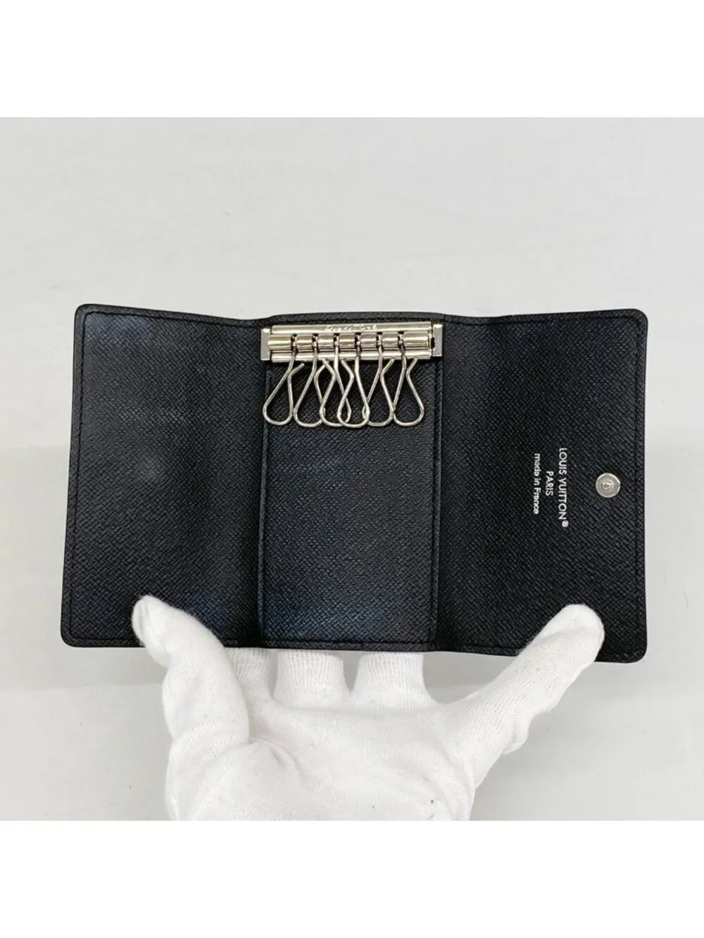 Louis Vuitton Key Case Monogram Eclipse Multicles 6 Black Key Holder